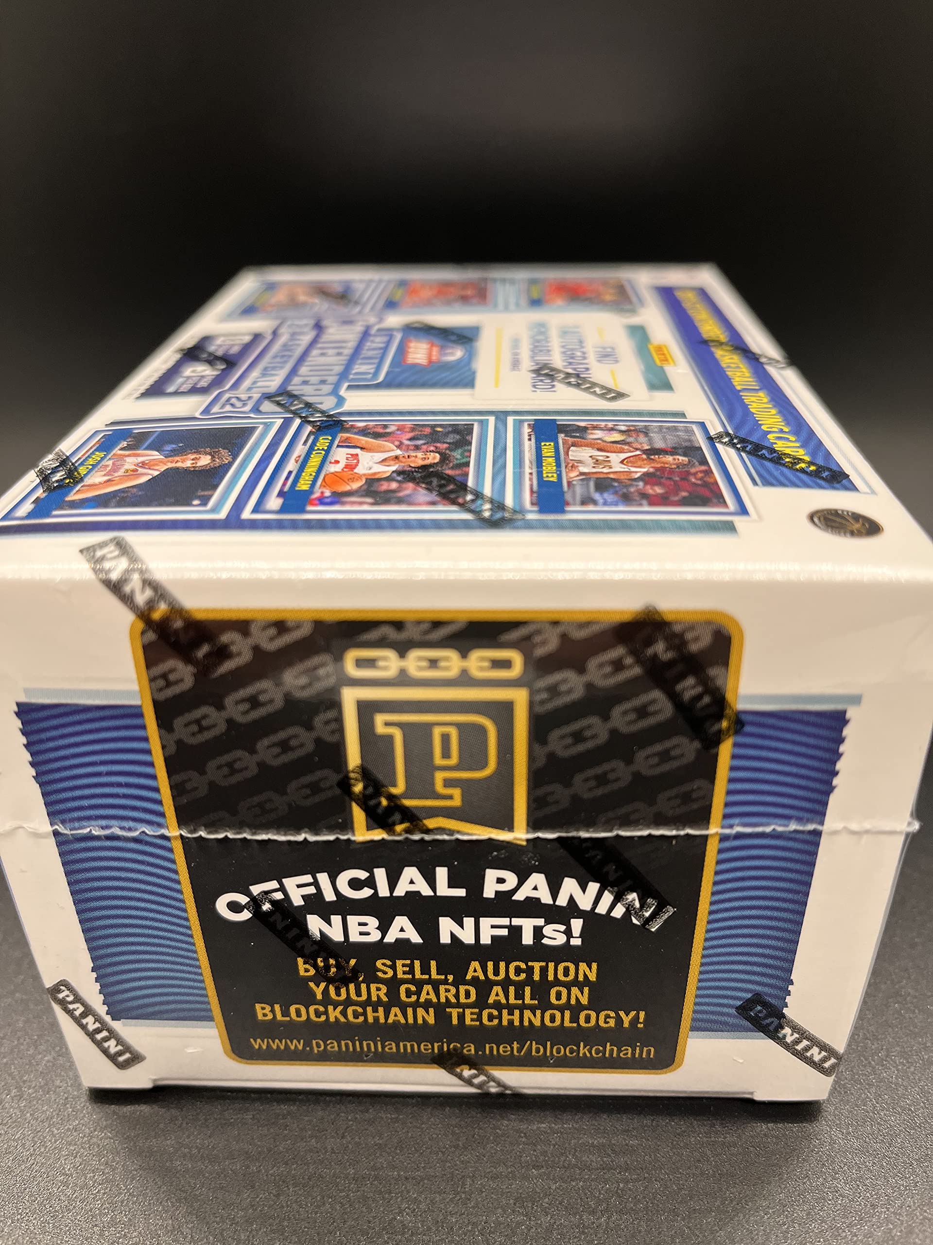 NBA contenders 2021-2022 PANINI 新品未開封 Amazon.com: 2021-22 Panini Contenders Basketball Blaster Box